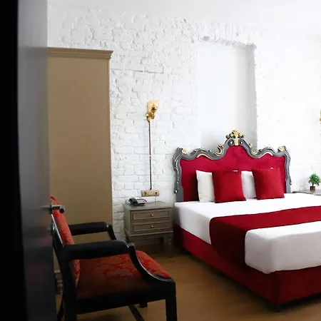 Taksim Star 3*