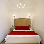 Taksim Star 3*